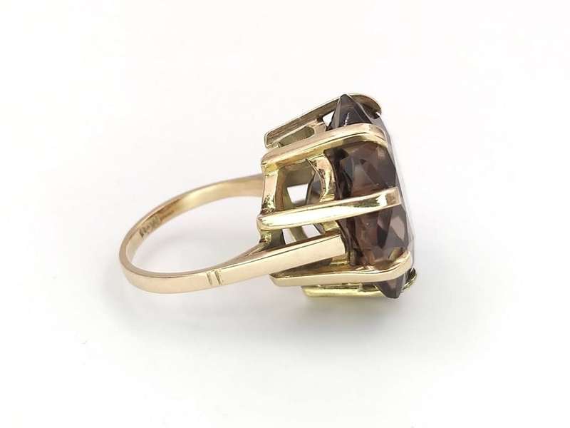 9ct gold star-shaped brown topaz cocktail ring