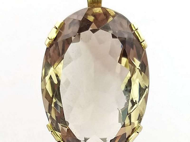 Impressive 9ct gold smoky topaz pendant