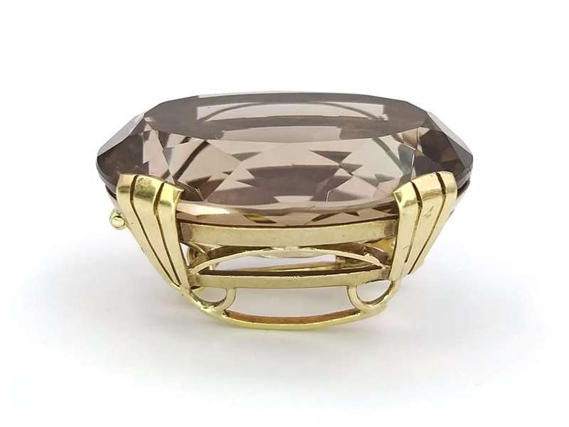 Impressive 9ct gold smoky topaz pendant