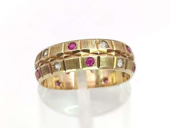 Vintage 9ct gold ruby and diamond wedding band