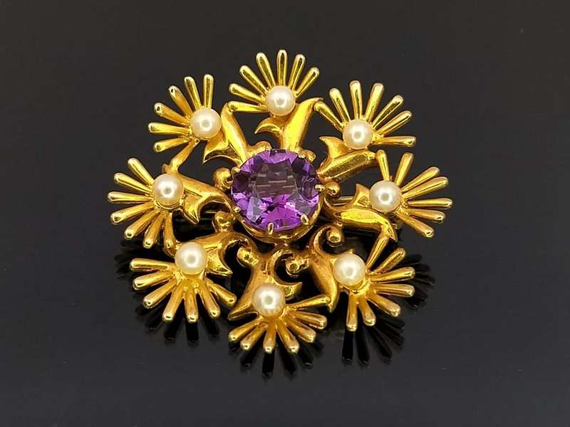 Vintage 9ct gold, amethyst and pearl brooch