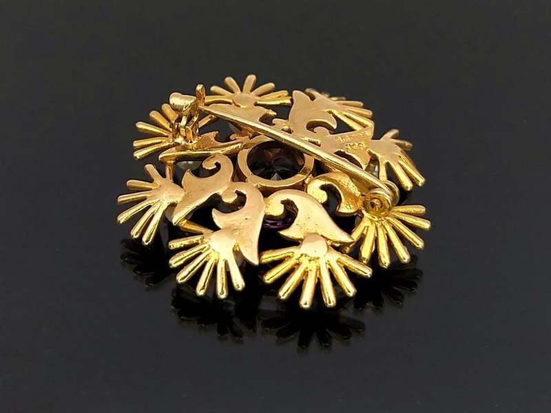 Vintage 9ct gold, amethyst and pearl brooch