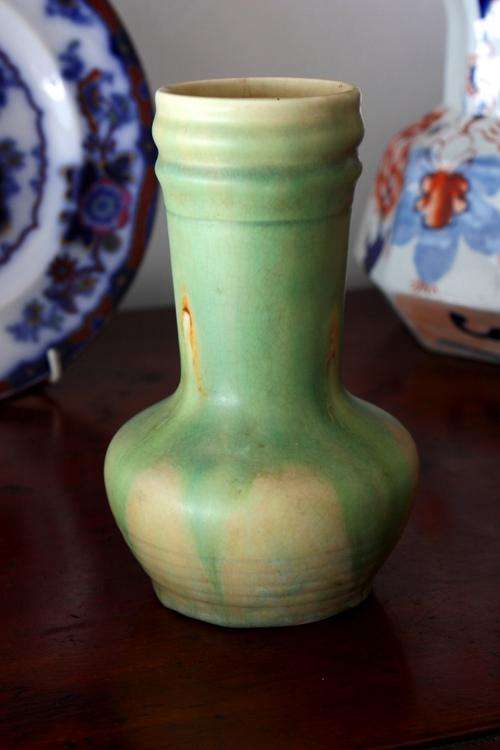 Beswick deco vase