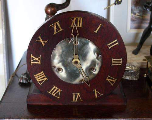 Deco wooden electrical clock