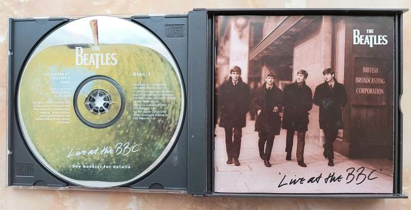 THE BEATLES - LIVE AT THE BBC 1 (Double CD with booklet)