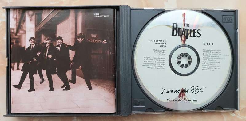 THE BEATLES - LIVE AT THE BBC 1 (Double CD with booklet)