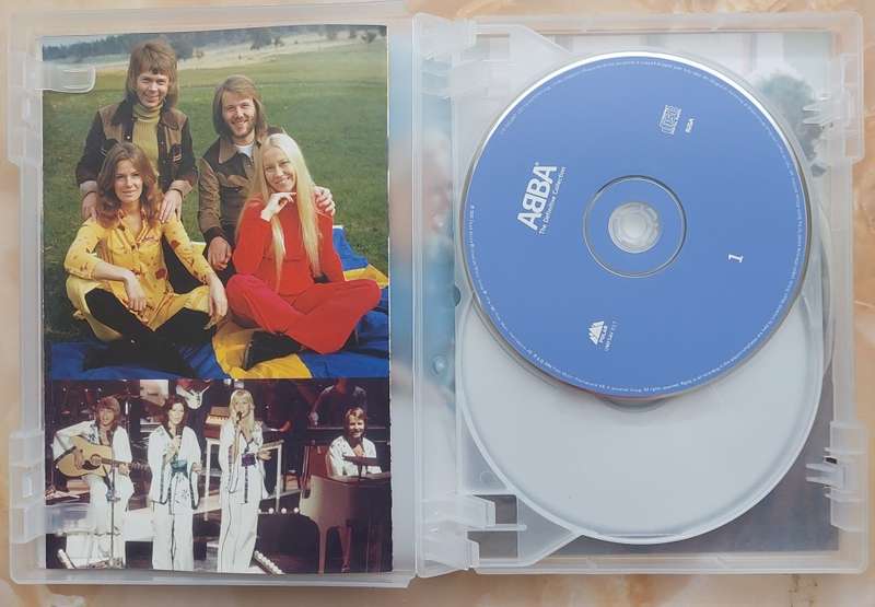 ABBA - THE DEFINITIVE COLLECTION (2 X CD + A DVD OF ALL MUSIC VIDEOS)
