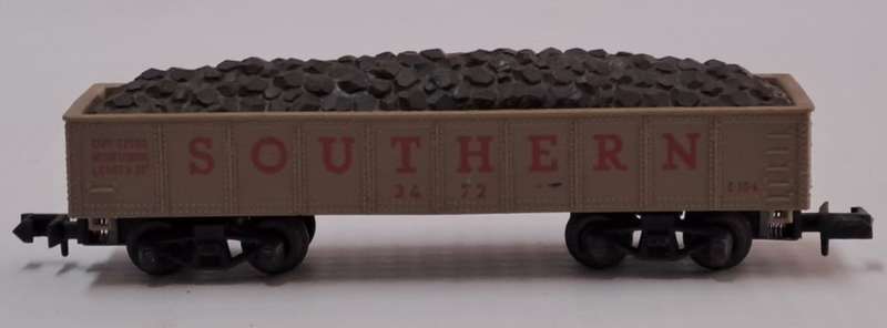 Model Trains N-Scale Arnold Rapido 1x coal wagon + load, with plastic wheels & couplers. Unboxed.