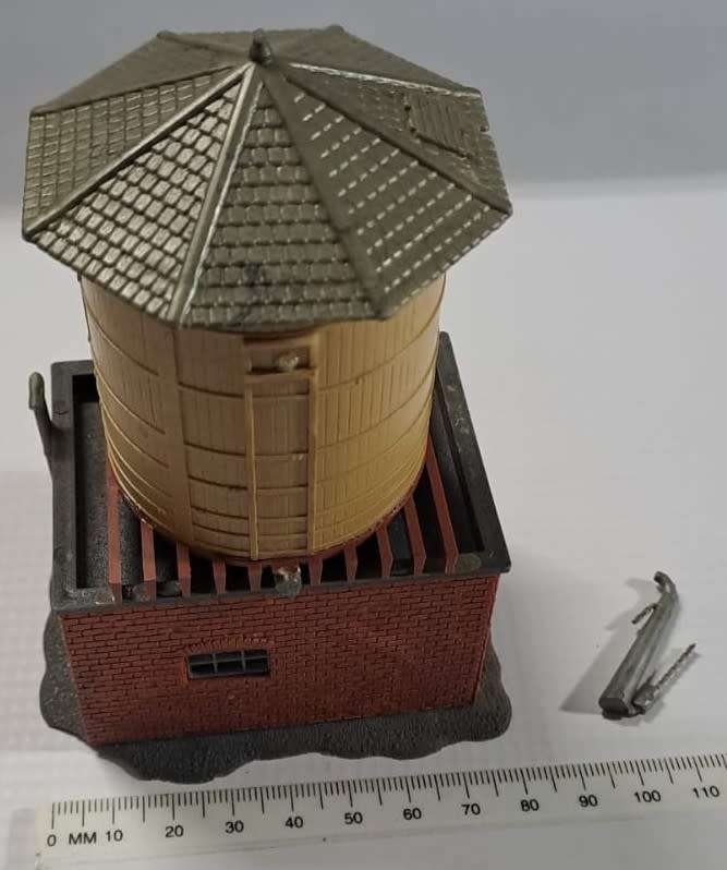 Model Trains HO 1 x Brown Water Tower on building.