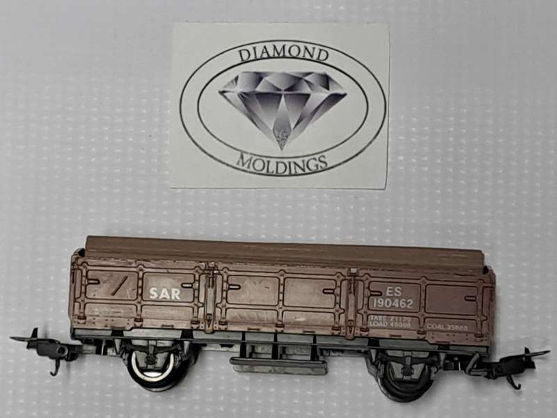 Model Trains HO 1 x Wood Load 3 Tin Wood - 103mm x 30mm x 23mm