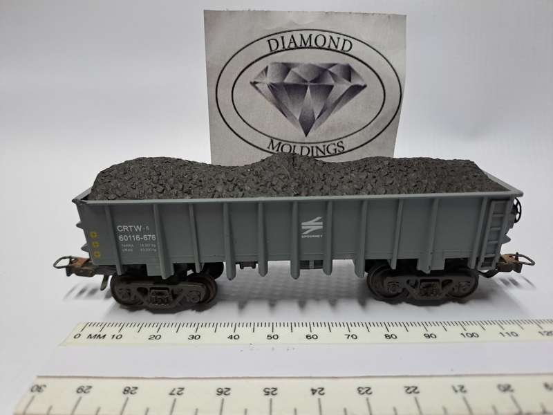 Model Trains HO Mineral Load - Minerals (x2) Frateschi Coal - 30mm x 110mm x 8mm
