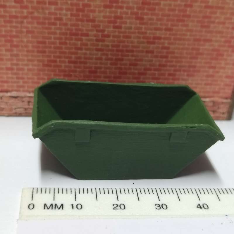 Model Trains HO 1 x Bin/Skip Empty 46mm x 20mm x 18mm