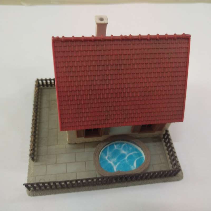 Model Trains HO 1 x Swimming Pool only Small - 35mm x 27mm x 5mm (House not included)