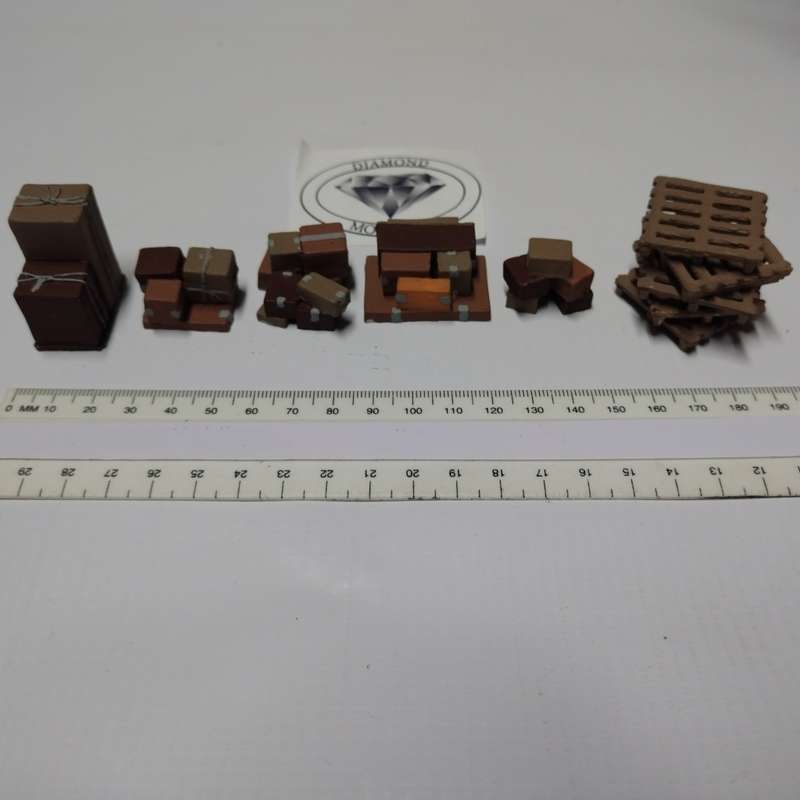 Model Trains HO 1 x Freight Crates - Big Crates + Pallets Combo x 10 pack