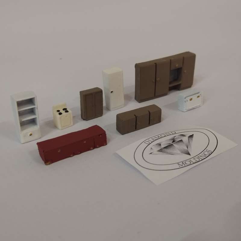 Model Trains HO (1 x Set of 8) Funiture Set 1