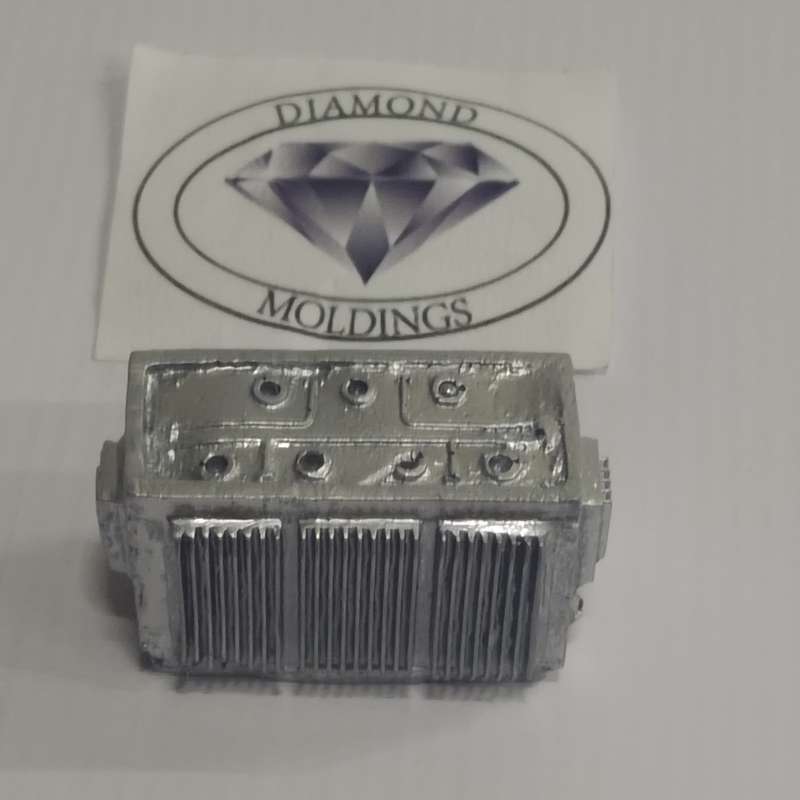 Model Trains HO - Transformer 7 with cooling fins - 50mm x 25mm x 30mm