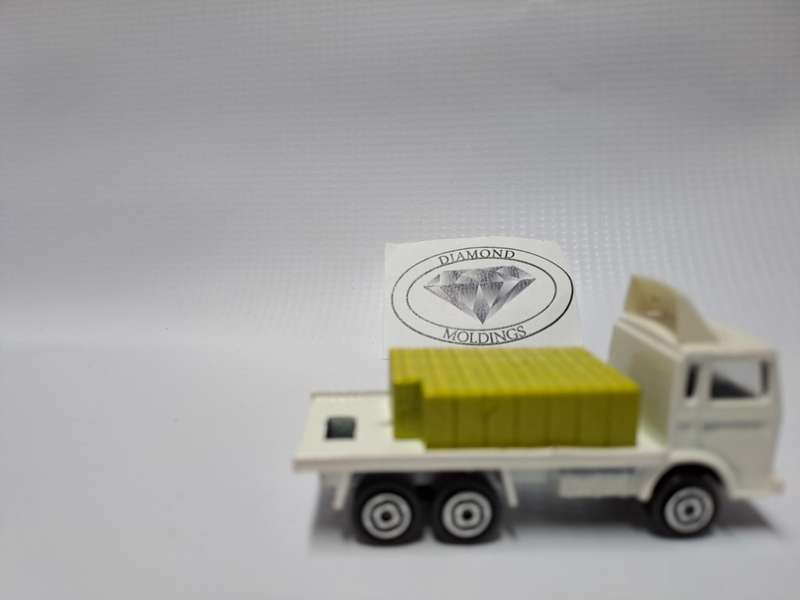 Model Trains HO - Paper Stacks - 36mm x 23mm x 11mm