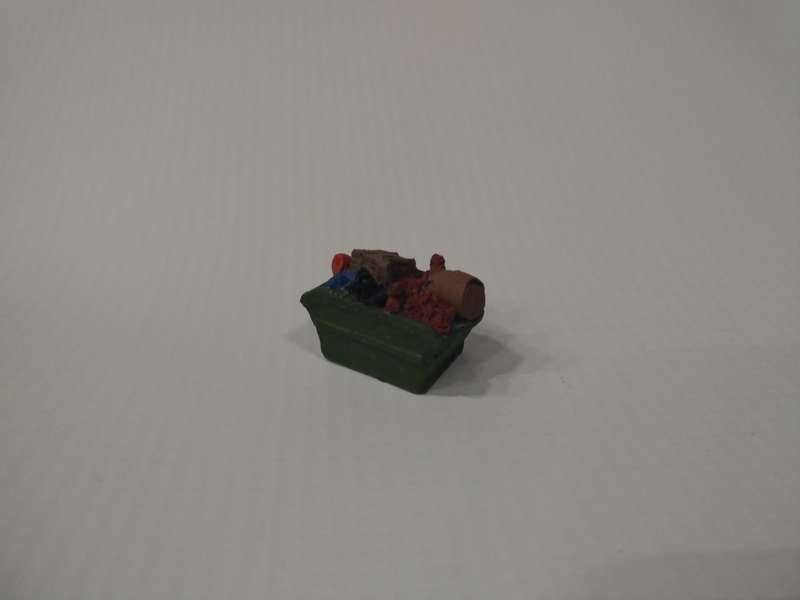 Model Trains N Scale - Scrap Bin/Skip Full - 27mm x 17mm x 15mm