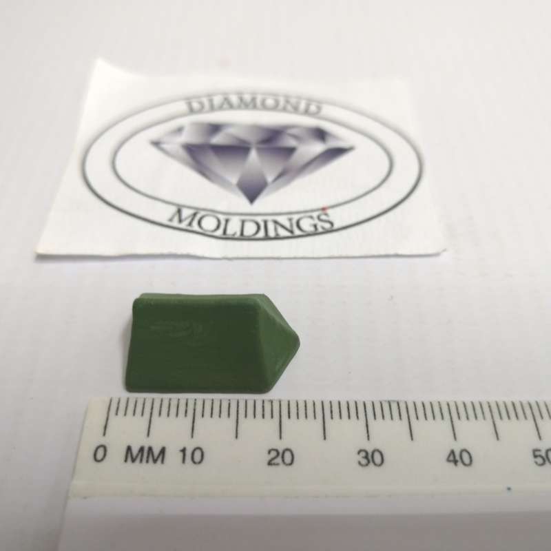 Model Trains N Scale - Tent Camping (Green or Blue) - 21mm x 14mm x 11mm