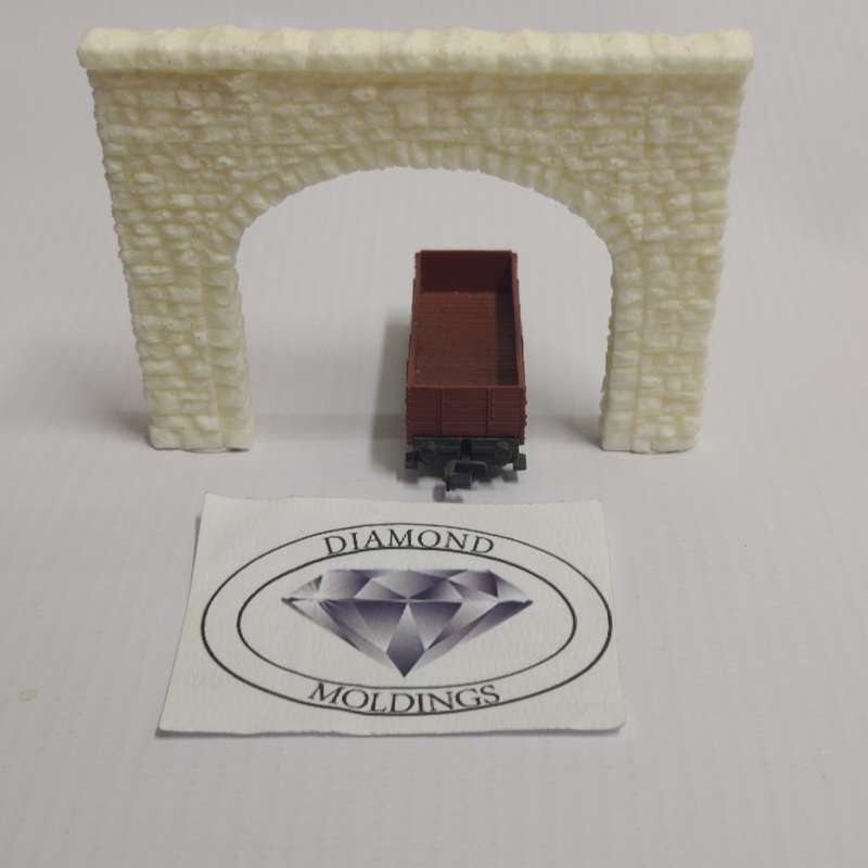 Model Trains N Scale - Tunnel Port - trains (bigger) - 90mm x 7mm x 70mm