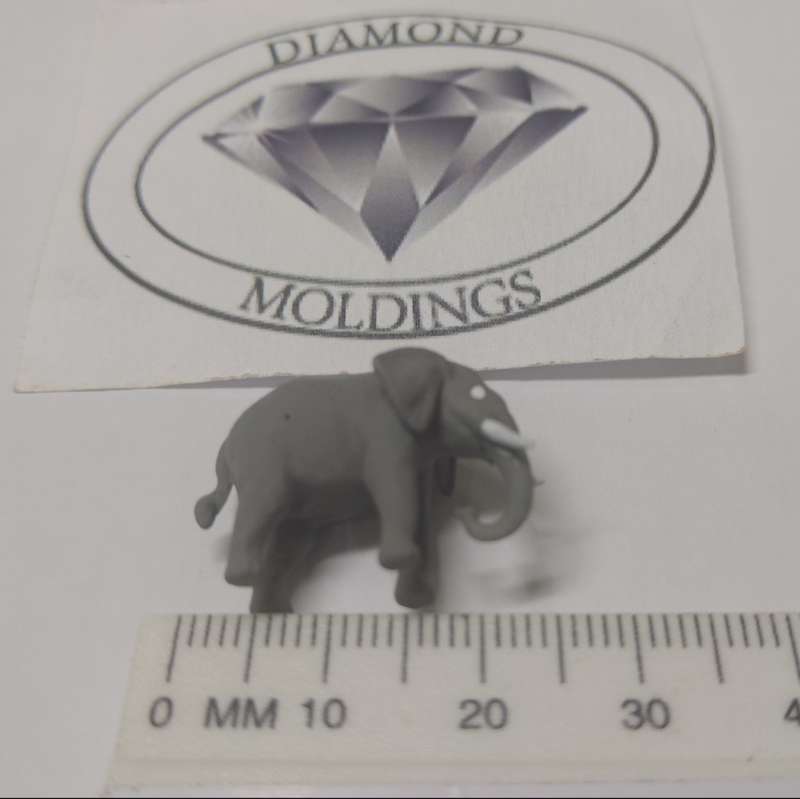 Model Trains N-Scale - Animals - Elephant