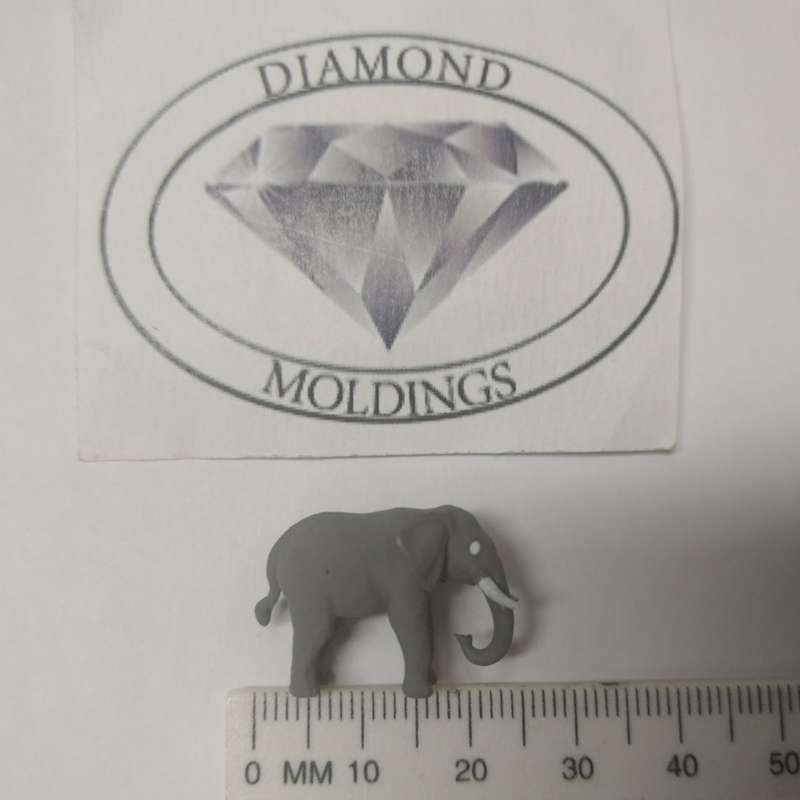 Model Trains N-Scale - Animals - Elephant