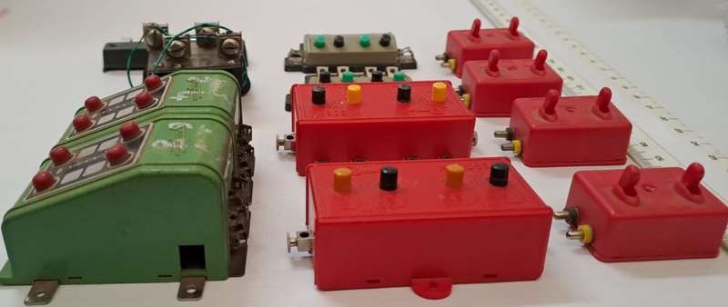 Model Trains 1:87 HO 12 x Switches Odd lot. See pic's