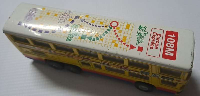 Cars - Tins Toy - Buss Europe Express with working doors