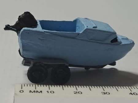 Model Trains HO 1 x Boat & Trailer (L. Blue) static wheels - 60mm x 26mm x 25mm