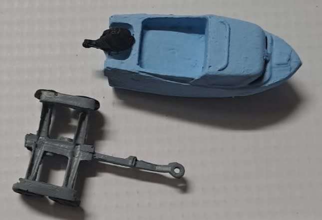 Model Trains HO 1 x Boat & Trailer (L. Blue) static wheels - 60mm x 26mm x 25mm