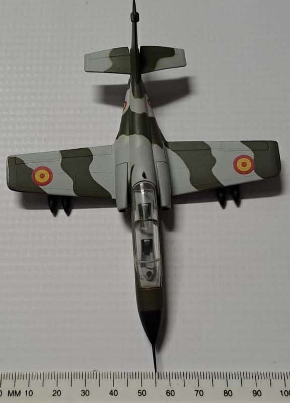 Airplane Model - Die Cast Model 1:72 Aviojet