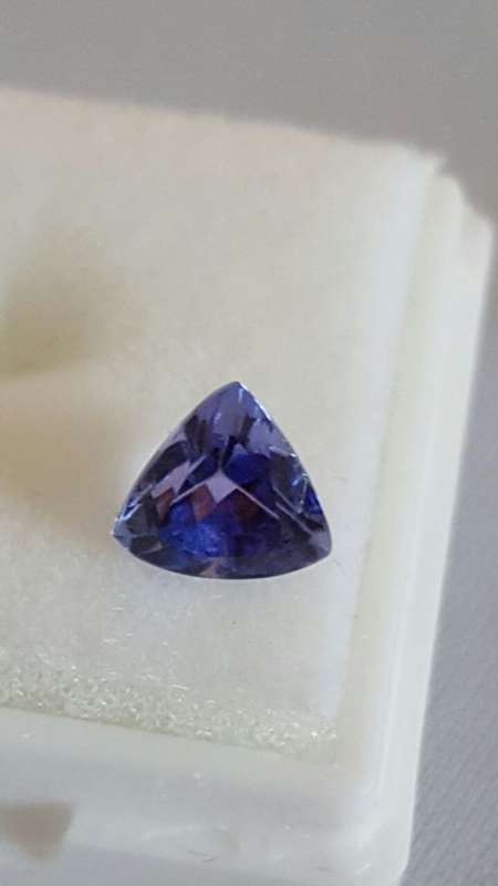Tanzanite 1.08Cts .100% Natural