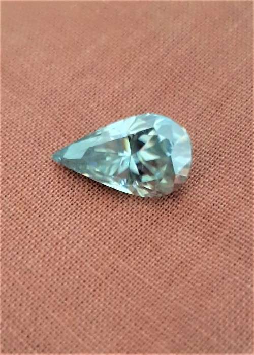 3.40.ct MOISSANITE ICE GREEN I PEAR CUT VVS1