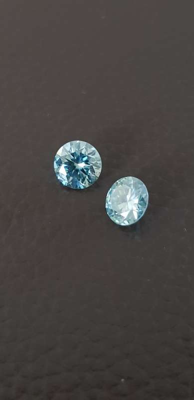 1.14ct 2pc VVS1 BLUE COLOR ROUND LOOSE MOISSANITE