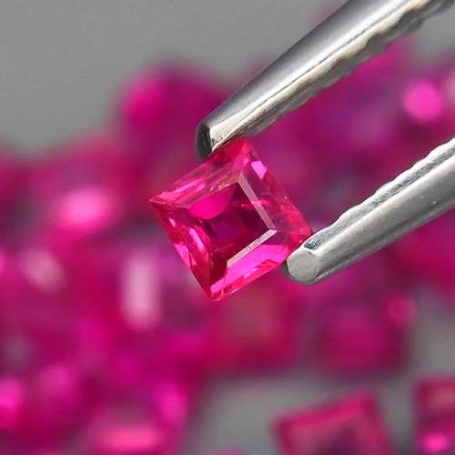** HOT **  Top Red Pink  Ruby Myanmar 1.7mm.Museum Gem  Normal Heated
