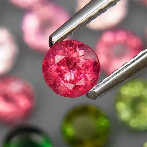 Tourmaline Mozambique 1Pcs. Round 3.5-4.2 mm.Beautiful Color! Fancy Color