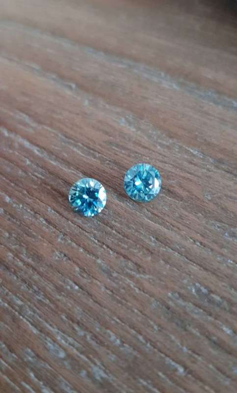 1 ct MOISSANITE ROUND VVS1 BLUE COLOR LOOSE