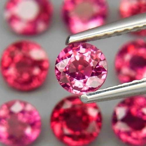 Rhodolite Garnet Round 4.5 mm. 1Pcs/0.50Ct. Ravishing Color! Hot Cherry Pink Purple