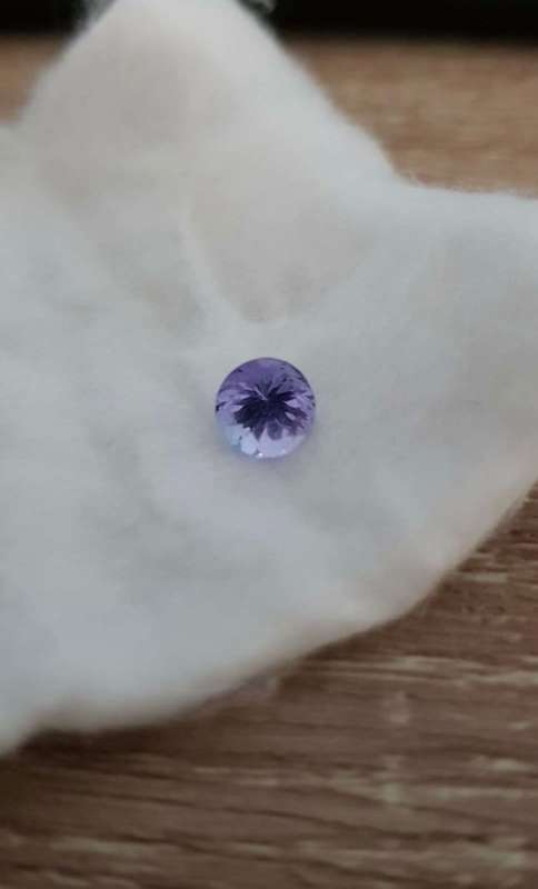 0.89Ct. Top Purplish Blue Tanzanite Round 6mm. Full Fire! Natural