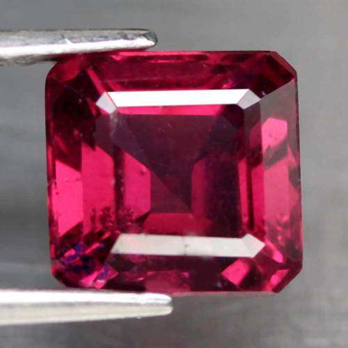 Rhodolite Garnet 3.24Ct.Ravishing Color & Full Fire! Natural Africa