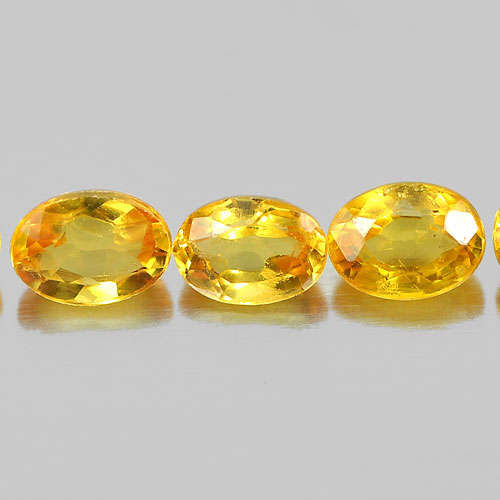 Yellow Sapphire 0.21Ct. Oval 1Pce 4.1 x 3 mm.  Natural Gemstone