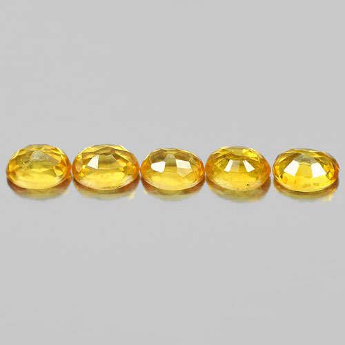 Yellow Sapphire 0.21Ct. Oval 1Pce 4.1 x 3 mm.  Natural Gemstone