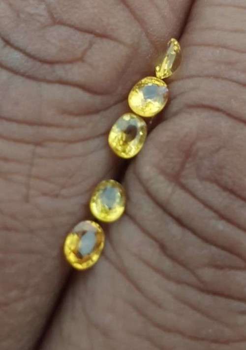 Yellow Sapphire Oval 1Pcs/0.23Ct 4x3 mm.Ravishing Color & Full Fire!  Songea