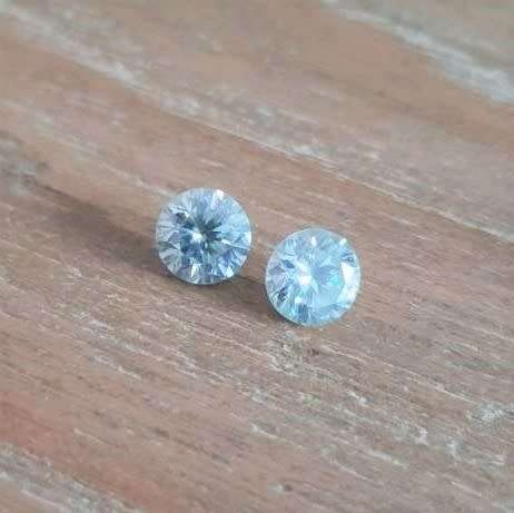 0.97ct MOISSANITE VVS1 BLUE COLOR 1Pcs  LOOSE