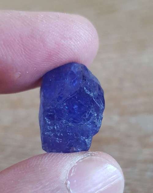TANZANITE 28.78Cts. NATURAL VIOLET BLUE SPECIMEN ROUGH