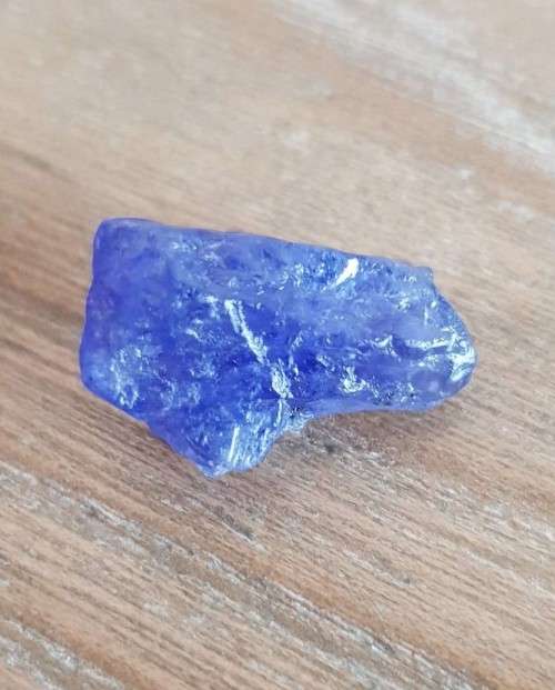 TANZANITE 31.62Cts. NATURAL VIOLET BLUE SPECIMEN ROUGH