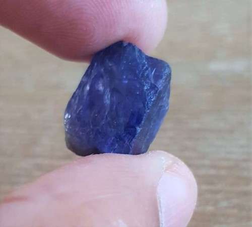 TANZANITE 21.98Cts. NATURAL VIOLET BLUE SPECIMEN ROUGH