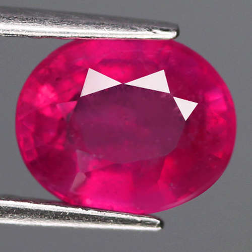 4.40Ct. Ruby  Oval Facet Red Sparkling&Good Color!  Natural