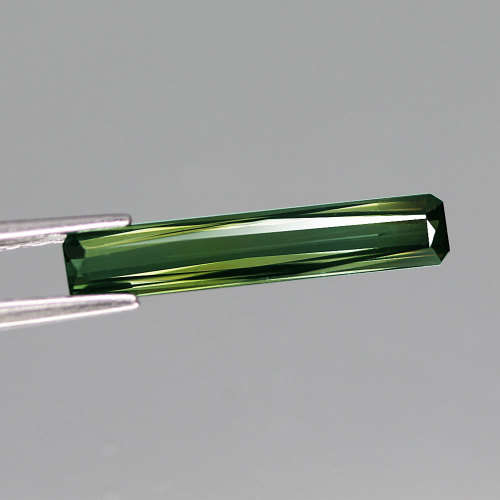 1.01Ct.  Green Tourmaline Scissor Cut SHINNING Untreated Natural
