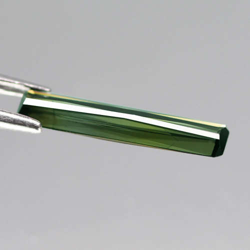 1.01Ct.  Green Tourmaline Scissor Cut SHINNING Untreated Natural